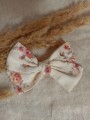 ręcznie robiona hand made Kokarda kokardka spinka do włosów opaska bezuciskowa dla dzieci niemowląt noworodek  noworodka ozdoba do włosów akcesoria do włosów kremowa fioletowe kwiaty róże złoto złota wesele impreza gumka