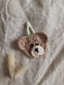 ręcznie robiona hand made Kokarda kokardka spinka do włosów opaska bezuciskowa dla dzieci niemowląt noworodek  noworodka ozdoba do włosów akcesoria do włosów  brązowa miś dziergany misiu ręcznie dziergana szydełko szydełku