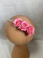 ręcznie robiona hand made Kokarda kokardka spinka do włosów opaska bezuciskowa dla dzieci niemowląt noworodek  noworodka ozdoba akcesoria wianek z kwiatów wianuszek chrzest chrzciny ślub wesele impreza biały biel białe kremowe ecru śmietankowa różowe róż