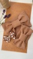 Ciepła opaska zimowa jesienna wiosenna bawełniana komplet komin czapka hand made ręcznie robiona polska marka biała kremowa czapka przejściowa dla mamy dziecka dziewczynki noworodka dziecko kremowa beż beżowa brązowa karmel karmelowa brąz