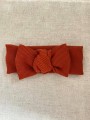 Opaska ciepła zimowa jesienna bawełniana prążkowana wiązana komplet komin czapka hand made ręcznie robiona polska marka dla dziecka dziewczynki chłopca bordo bordowa ceglana czerwona