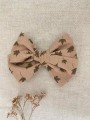 ręcznie robiona hand made Kokarda kokardka spinka do włosów opaska bezuciskowa dla dzieci niemowląt noworodek  noworodka ozdoba do włosów akcesoria do włosów  brązowa bursztynowa karmel toffi brunatny orzechowy cynamonowa karmelowa liście listki