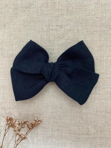 ręcznie robiona hand made Kokarda kokardka spinka do włosów opaska bezuciskowa dla dzieci niemowląt noworodek  noworodka ozdoba do włosów akcesoria do włosów  granatowa granat ciemny niebieski rozpoczęcie roku święta świąteczna