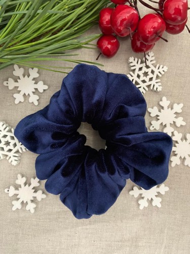 ręcznie robiona hand made polska marka gumka gumeczka scrunchie skranczi frotka gruba gumka materiałowa naturalna do koka ozdoba akcesoria kokarda kokardka spinka do włosów opaska bezuciskowa mama córka jedwabna satynowa lniana
   aksamitna granatowa