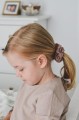 ręcznie robiona hand made polska marka gumka gumeczka scrunchie skranczi frotka gruba gumka materiałowa naturalna do koka ozdoba akcesoria kokarda kokardka spinka do włosów opaska bezuciskowa mama córka jedwabna satynowa lniana brudny róż